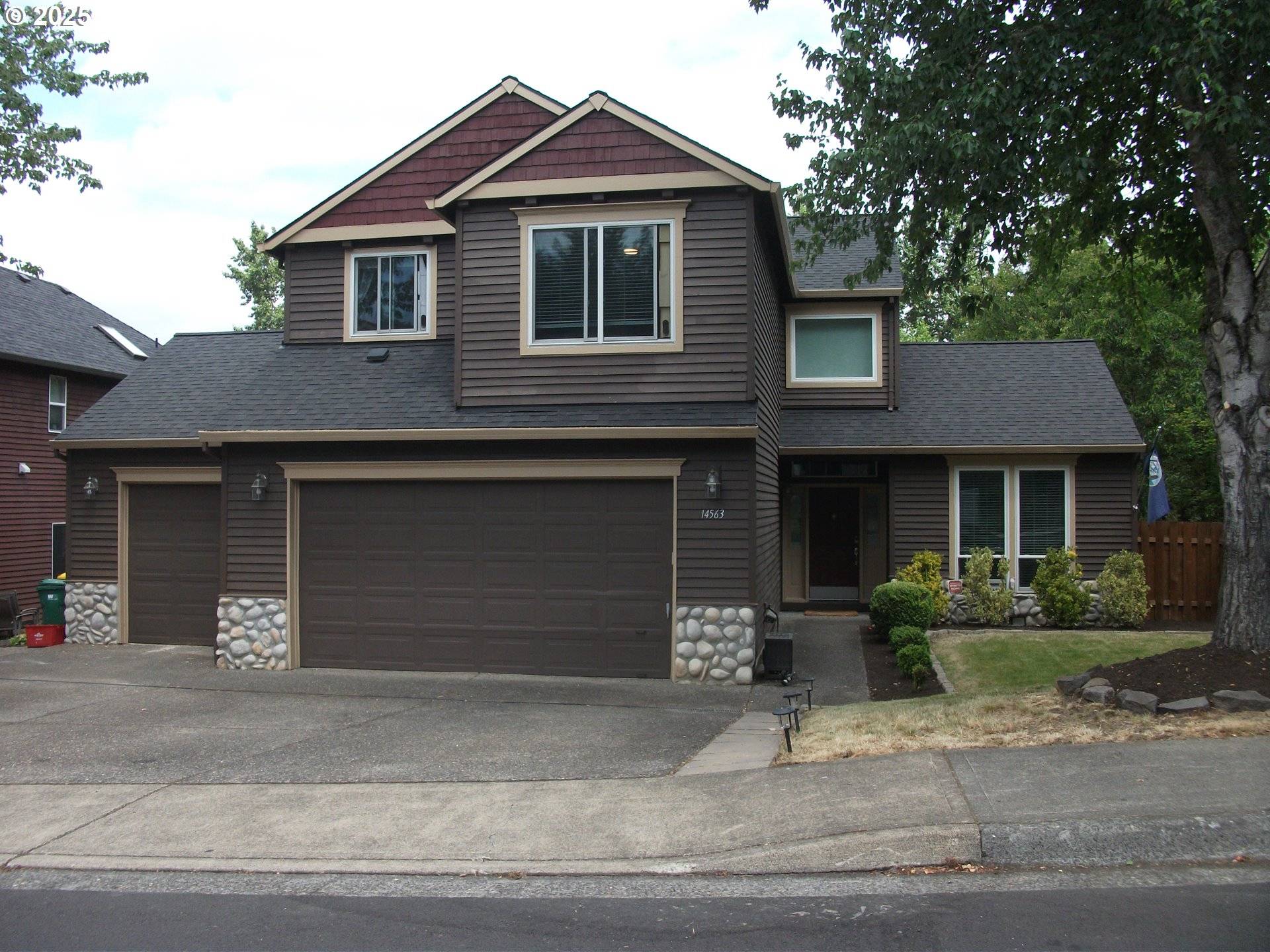 14563 SW FERN ST, Tigard, OR 97223