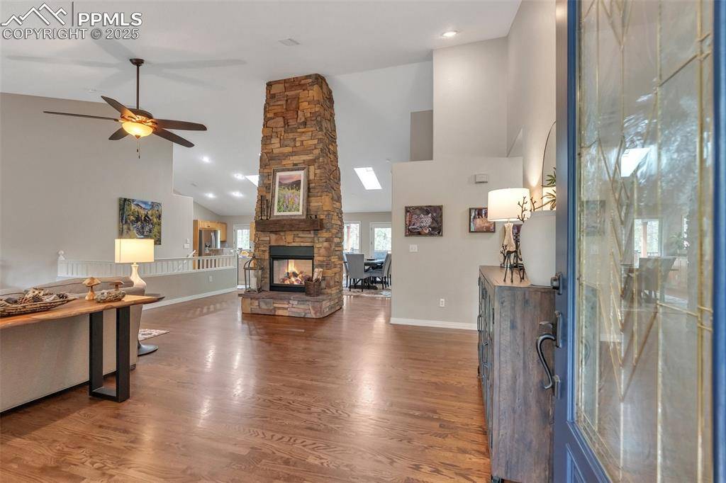 Larkspur, CO 80118,7597 Molas CT