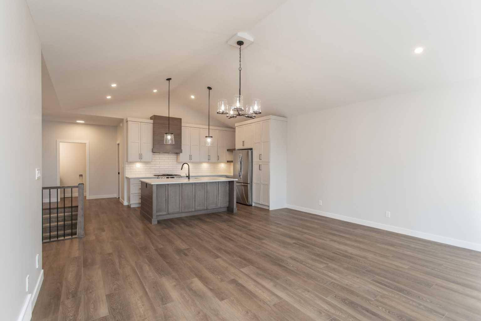 Sylvan Lake, AB T4S 0K8,5300 60 ST #102