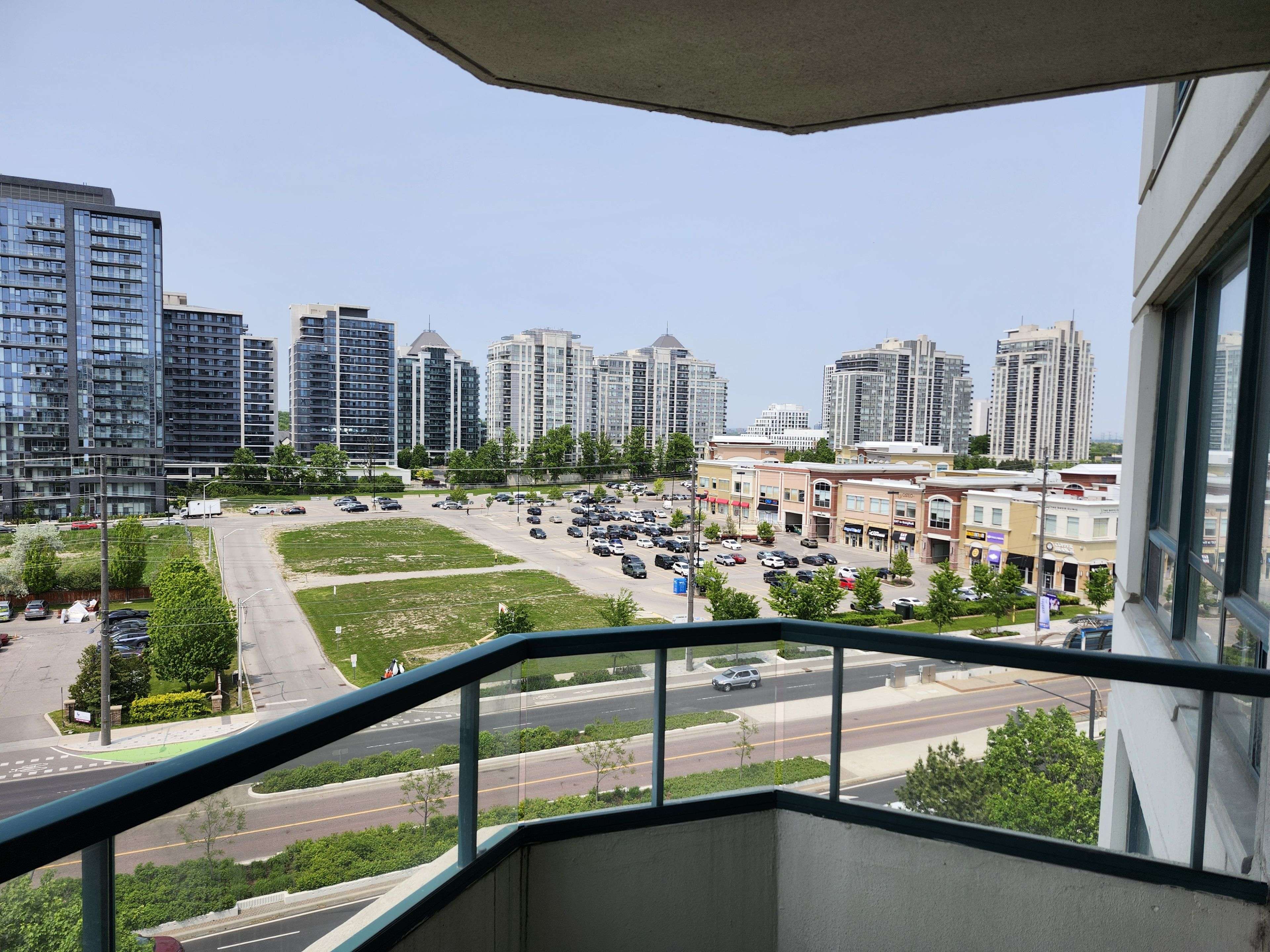 Vaughan, ON L4J 7W9,120 Promenade CIR #910