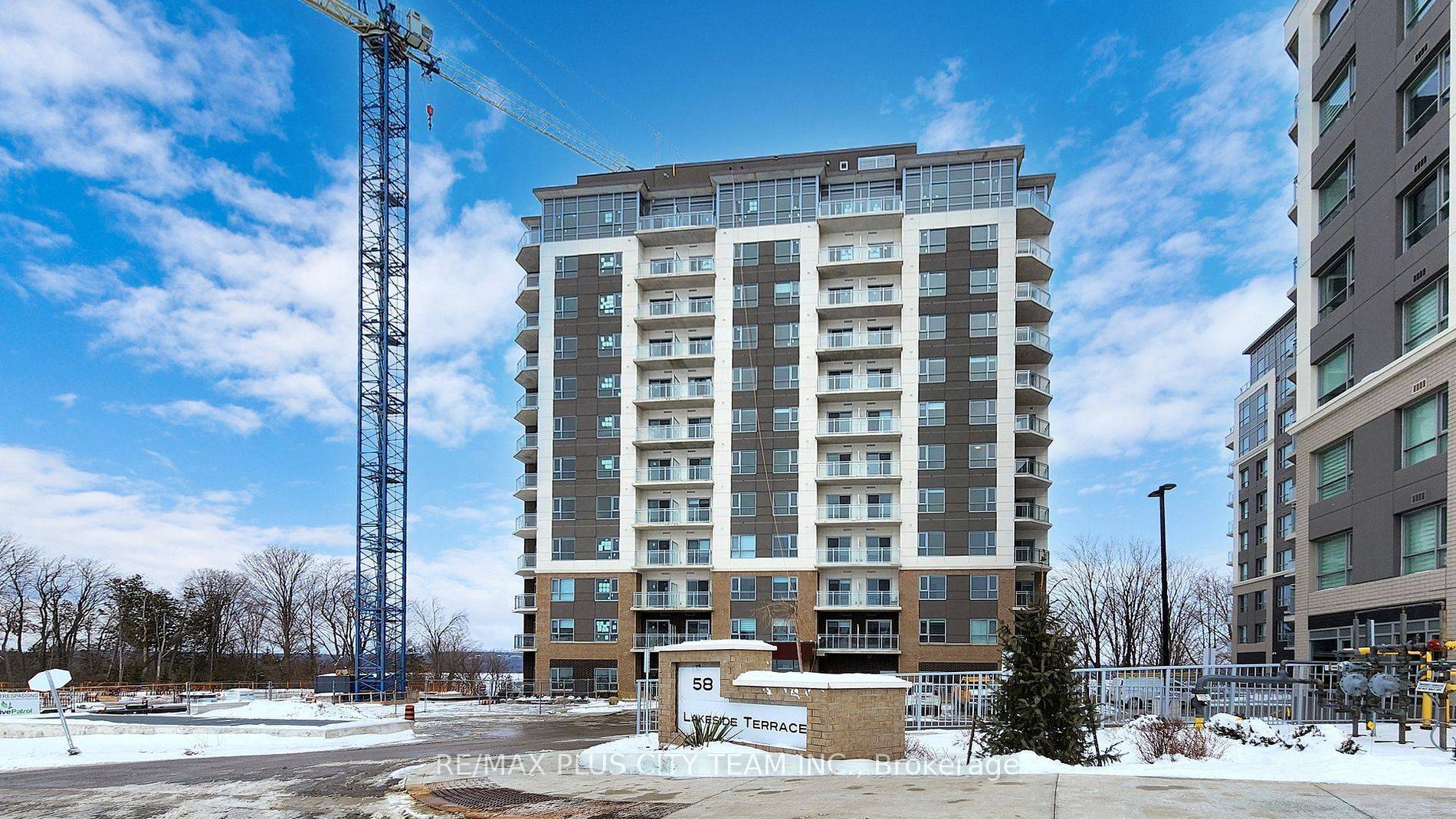 56 Lakeside TER #1108, Barrie, ON L4M 7B9