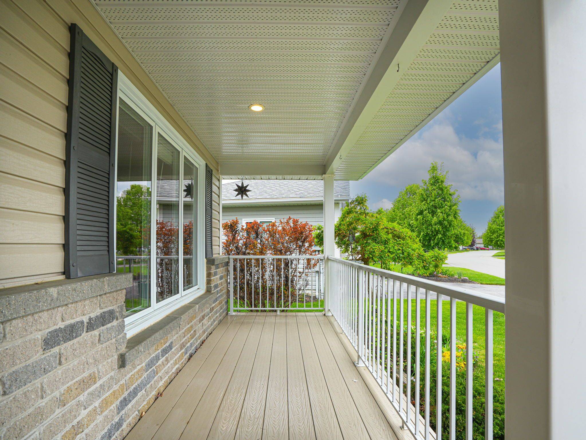 Wasaga Beach, ON L9Z 3A8,92 New York AVE
