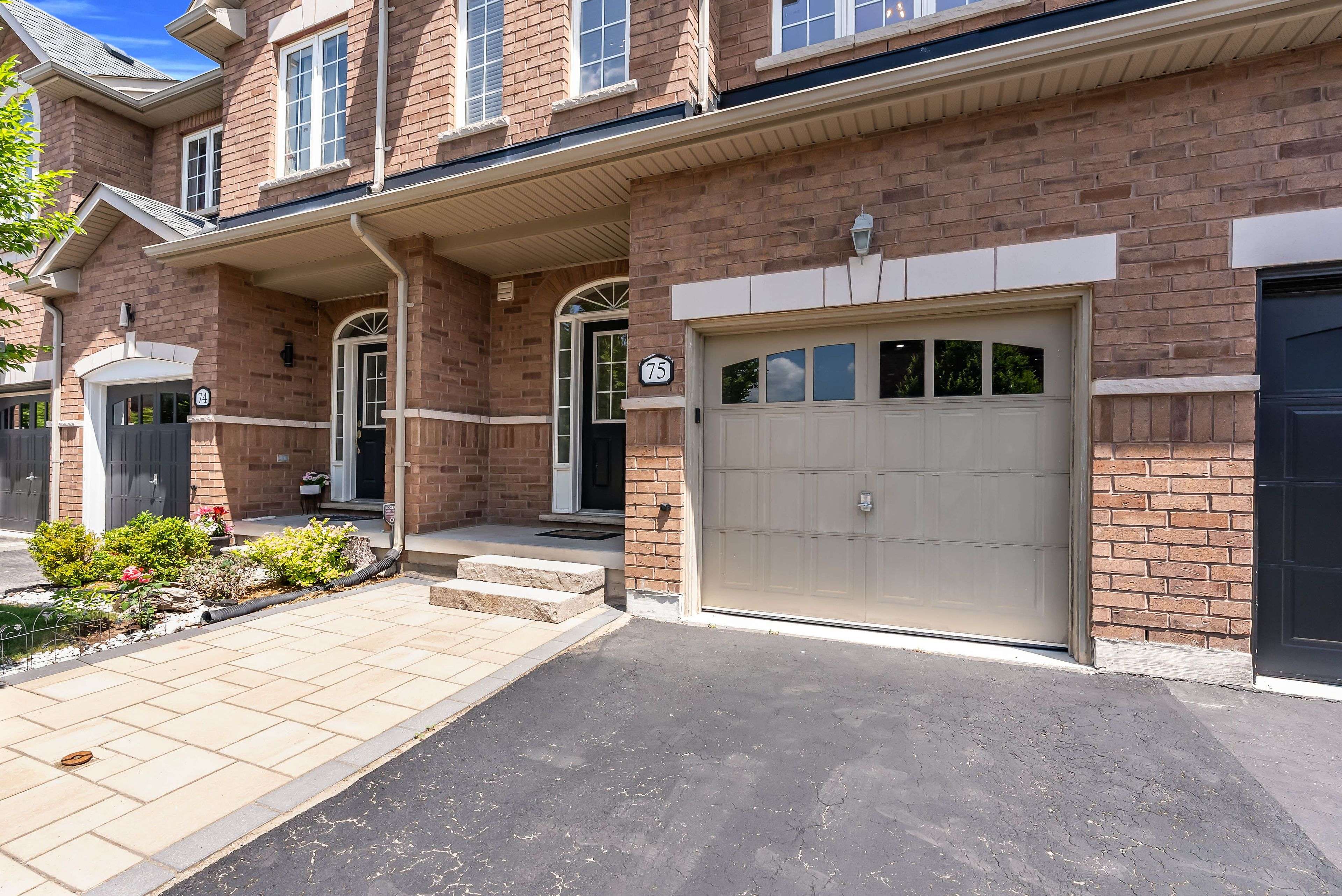 Milton, ON L9T 7W2,651 Farmstead DR #75