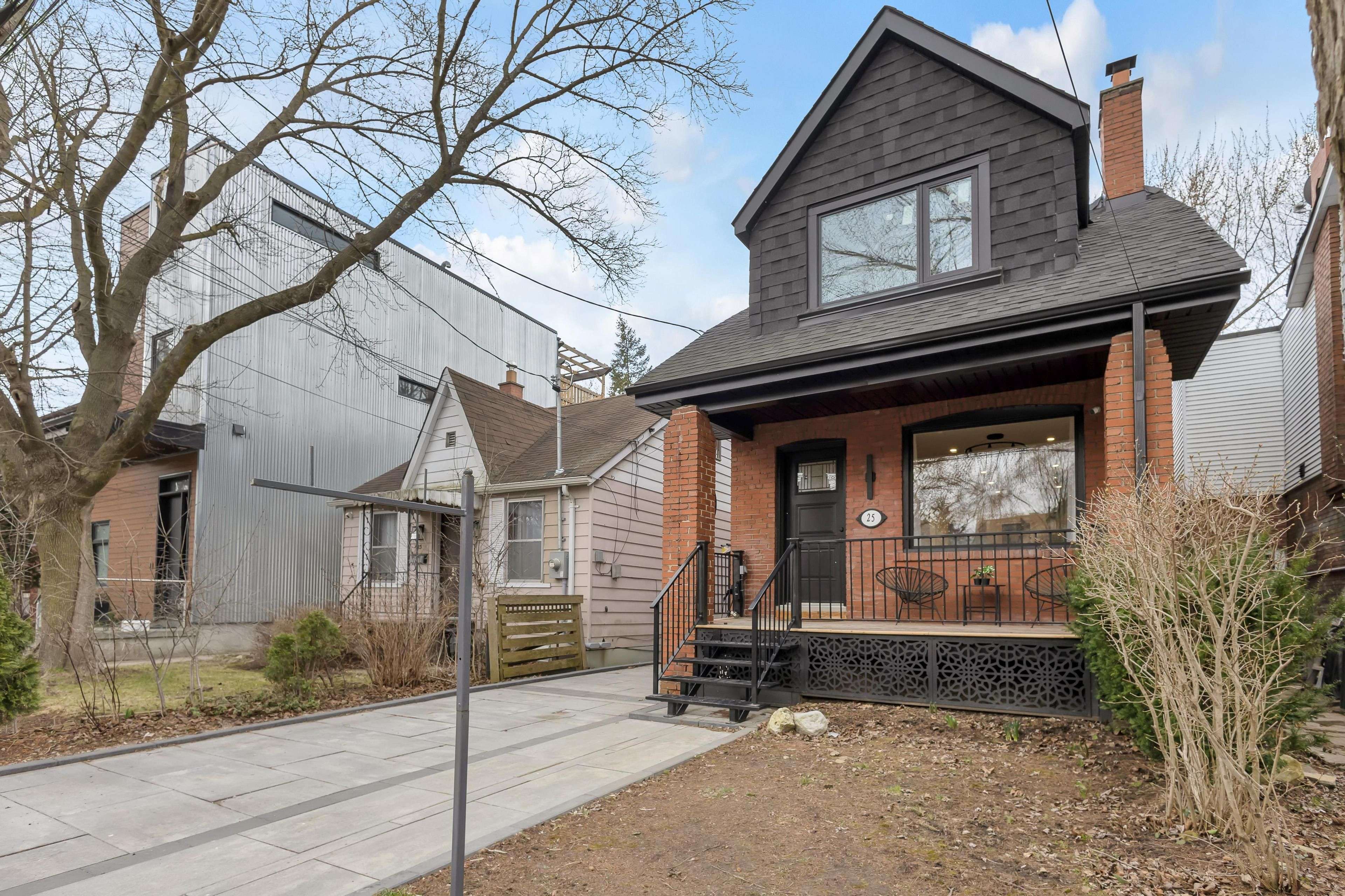Toronto W02, ON M6S 4S1,25 Warren CRES
