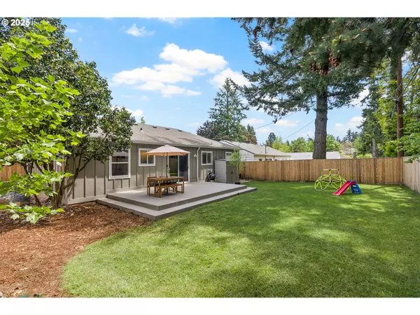 Portland, OR 97216,733 SE 112TH AVE