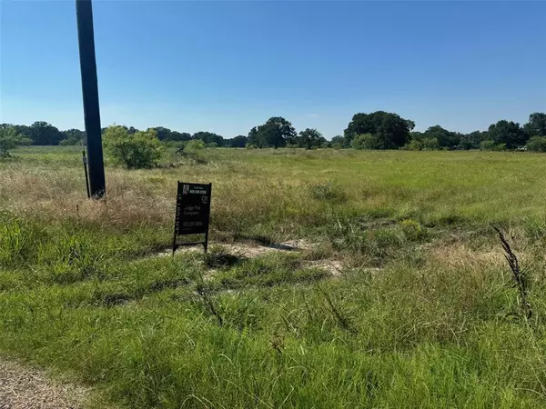 Kemp, TX 75143,822 E Jess Hinton Road