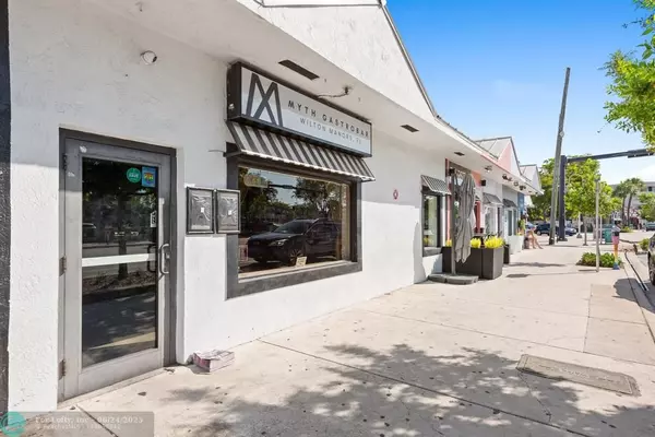 Wilton Manors, FL 33305,2211 Wilton Dr