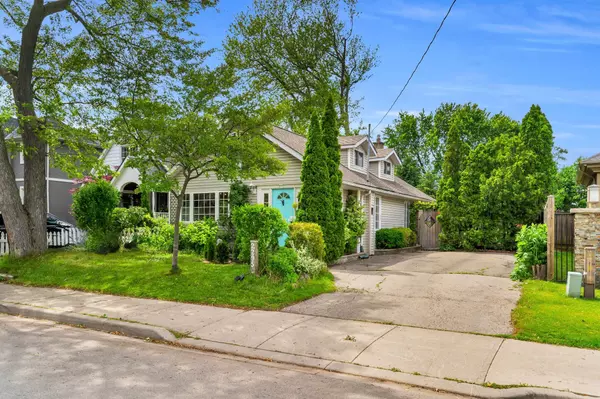 Oakville, ON L6L 1N7,2295 Belyea ST