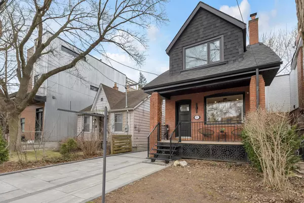 Toronto W02, ON M6S 4S1,25 Warren CRES