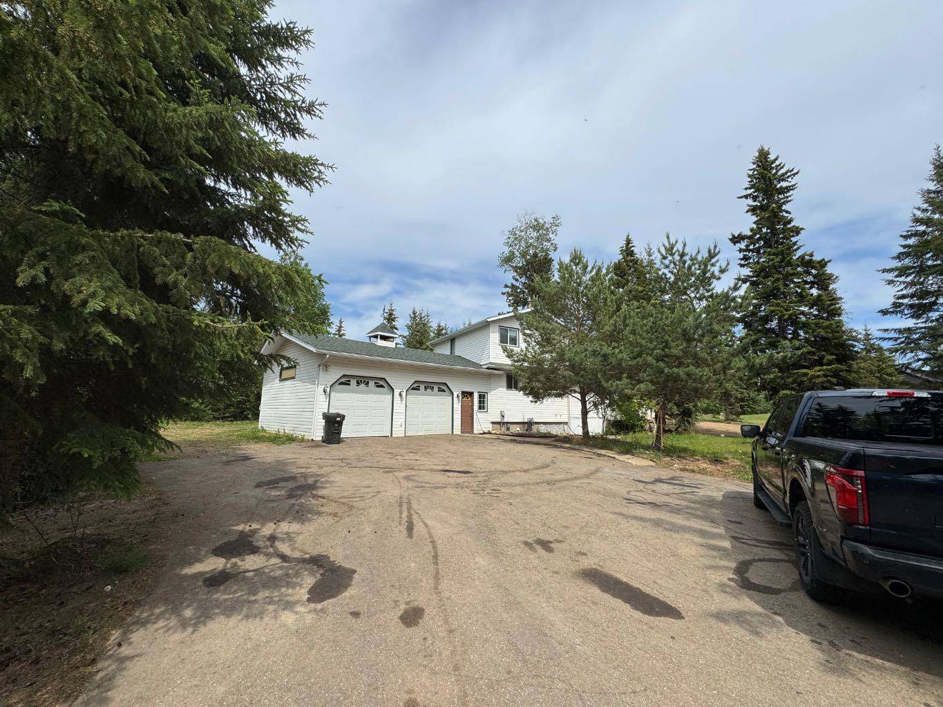 126 Community LN, Saprae Creek, AB T9H5B4