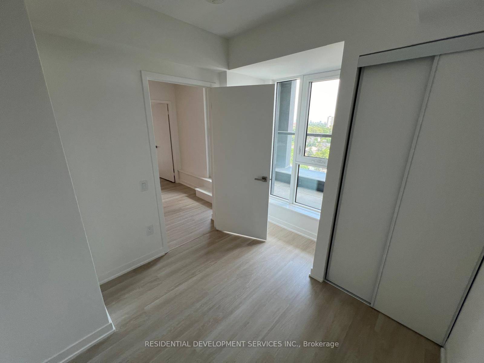 Toronto C06, ON M3H 0E5,500 Wilson AVE
