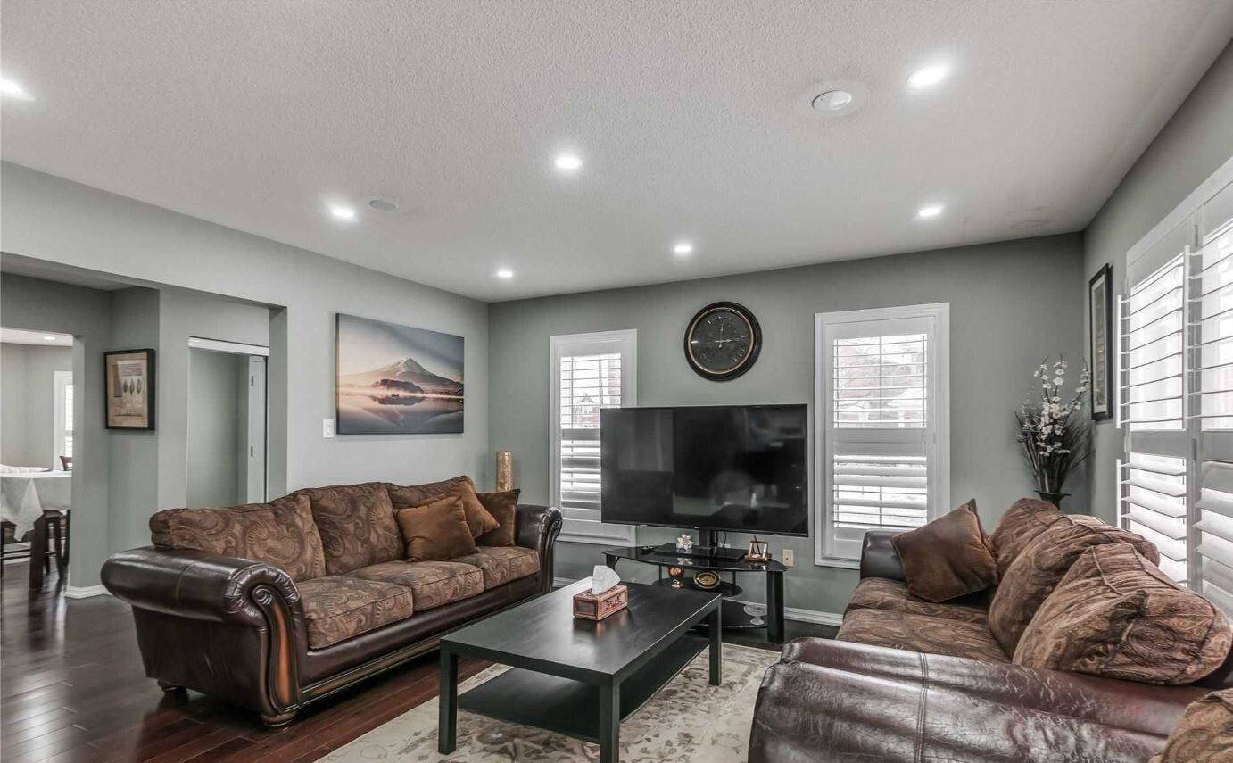 Milton, ON L9T 7T1,1004 Savoline BLVD