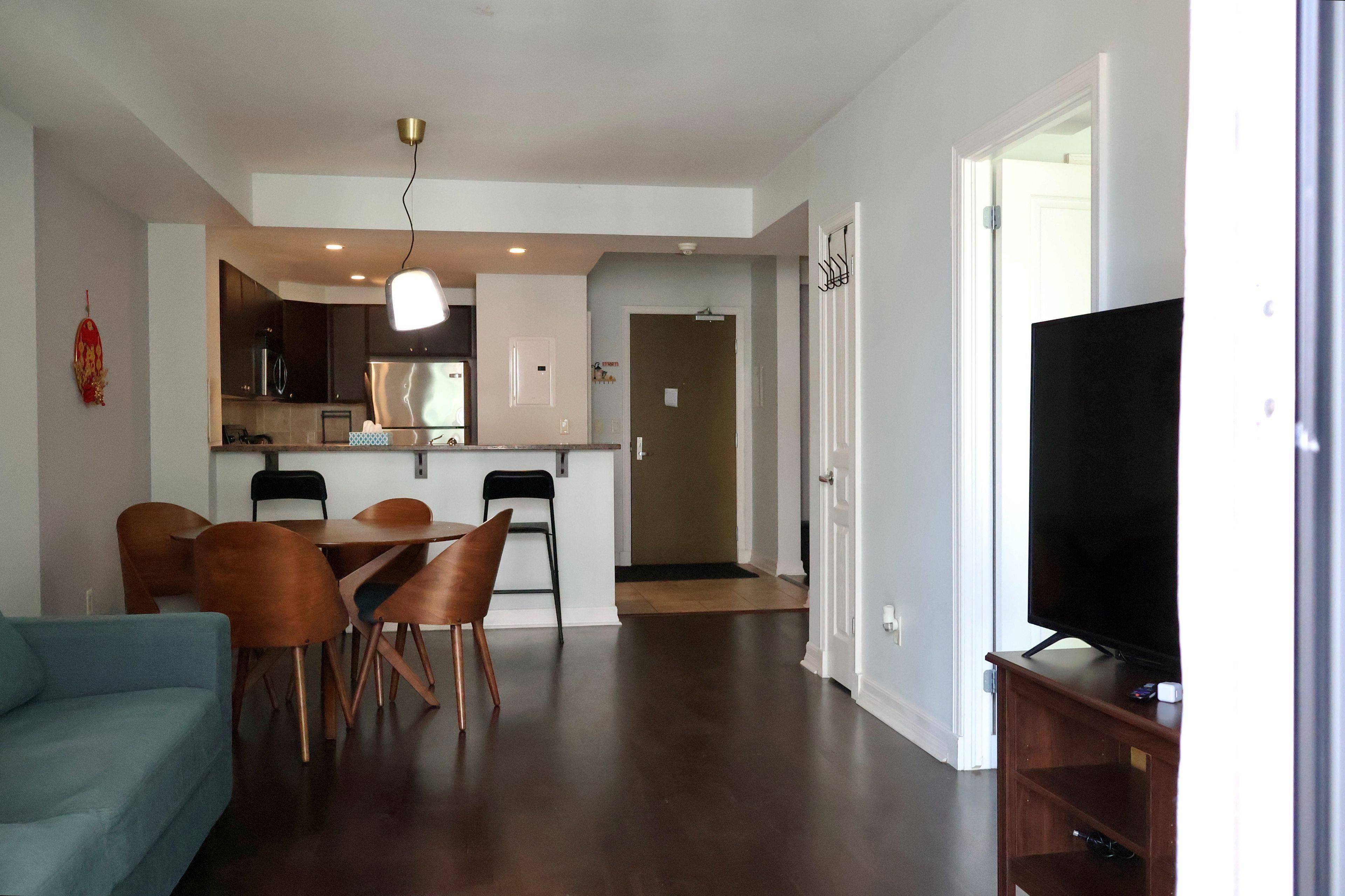 Lower Town - Sandy Hill, ON K1N 0A7,200 Besserer N/A #808