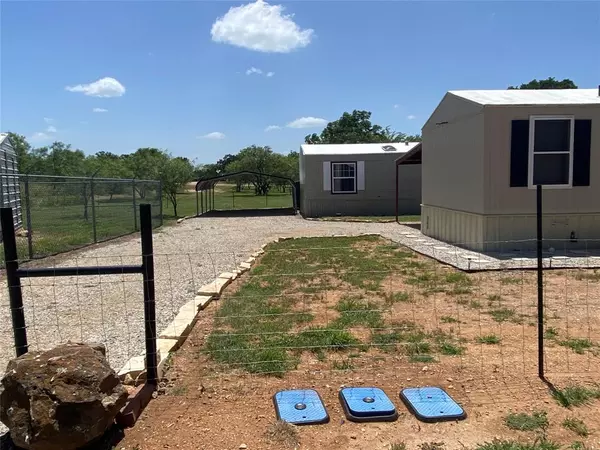 Cisco, TX 76437,1602 Humble Ave Street
