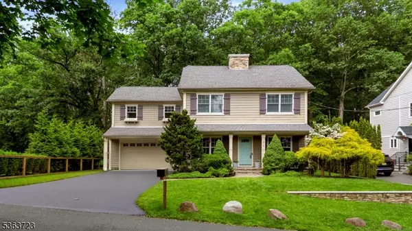 1316 Overhill St, Westfield Town, NJ 07090