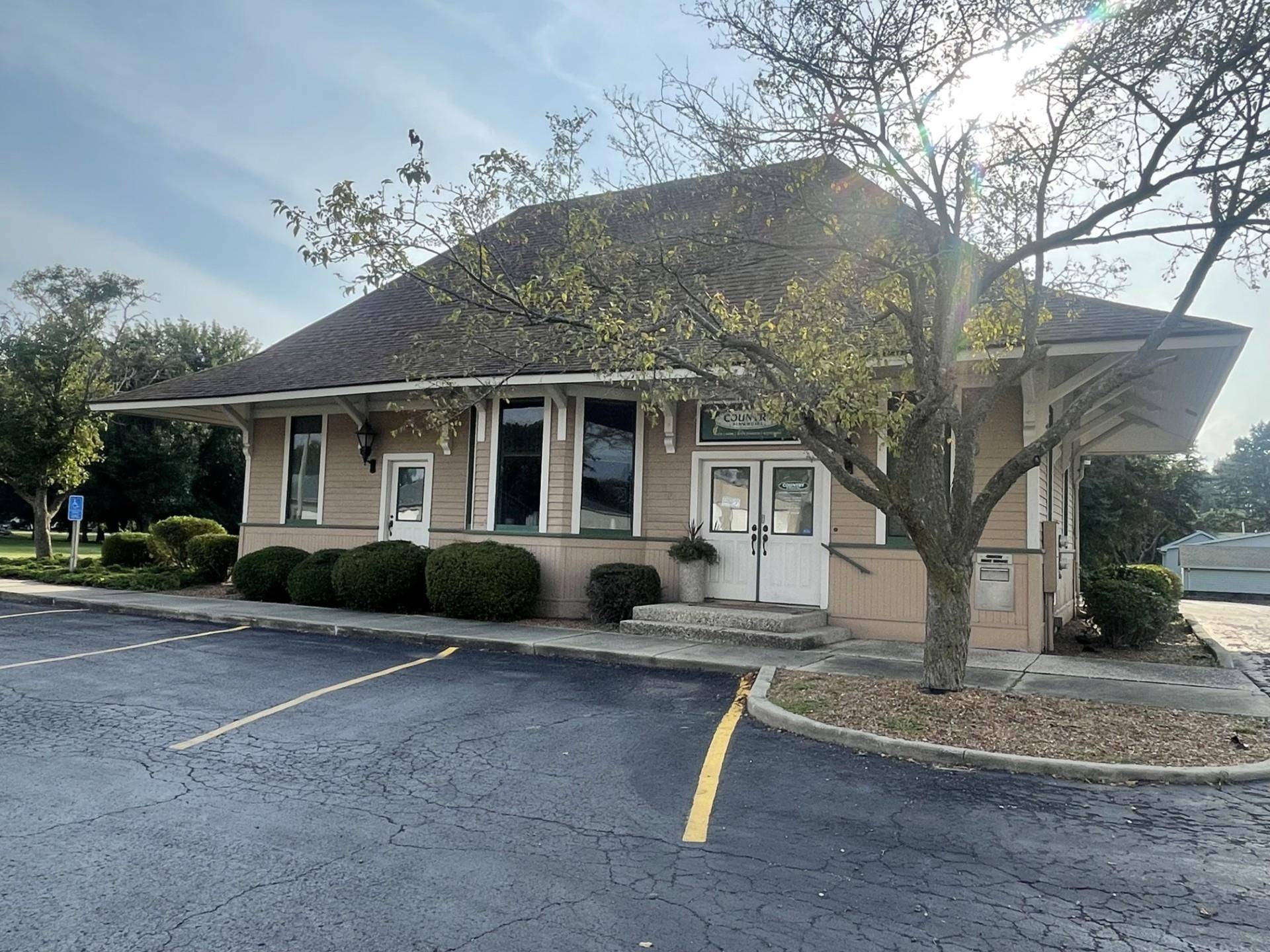 306 W 7th Avenue, Mendota, IL 61342