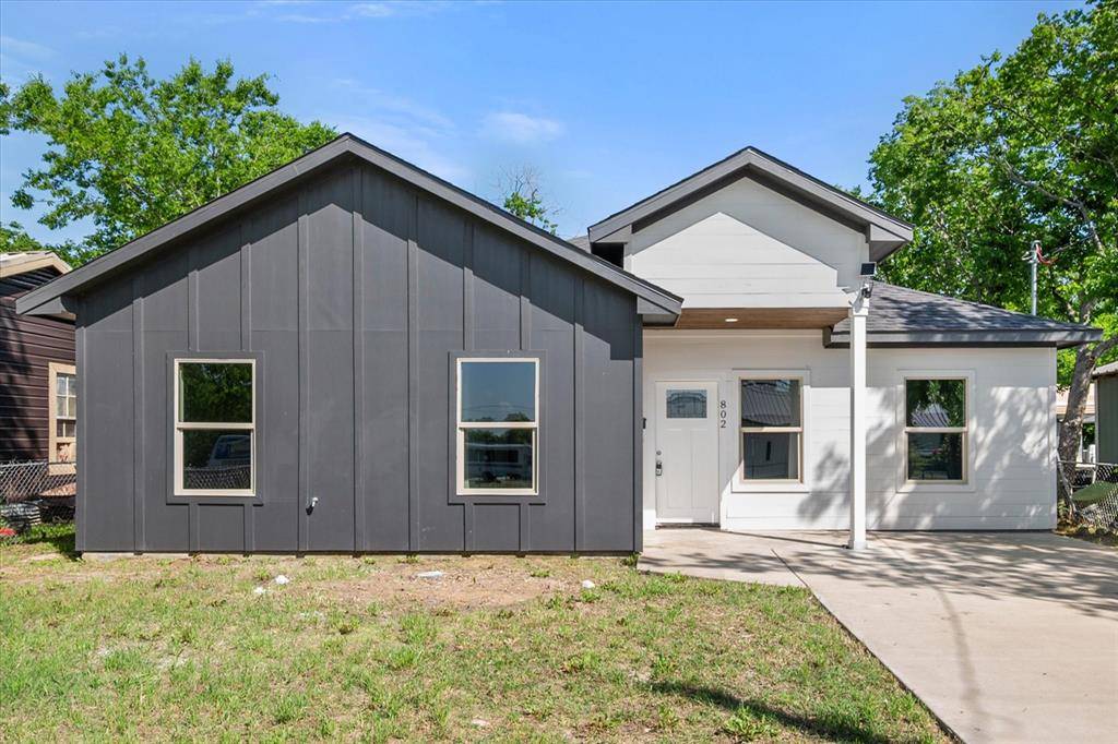 802 E 14th, Corsicana, TX 75110