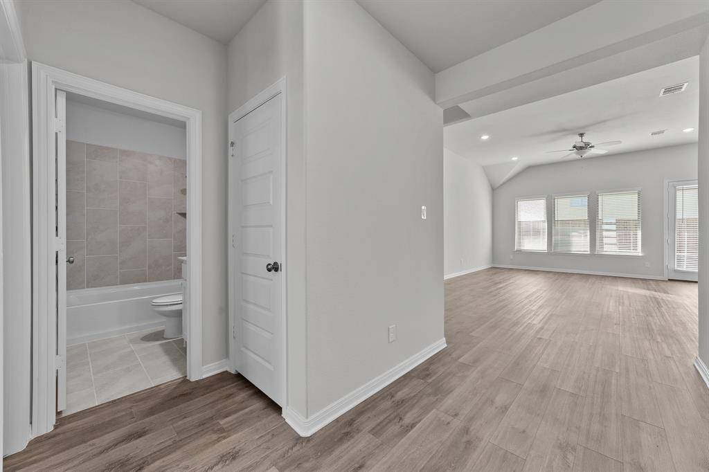 Van Alstyne, TX 75495,609 Bonnie Rose Lane