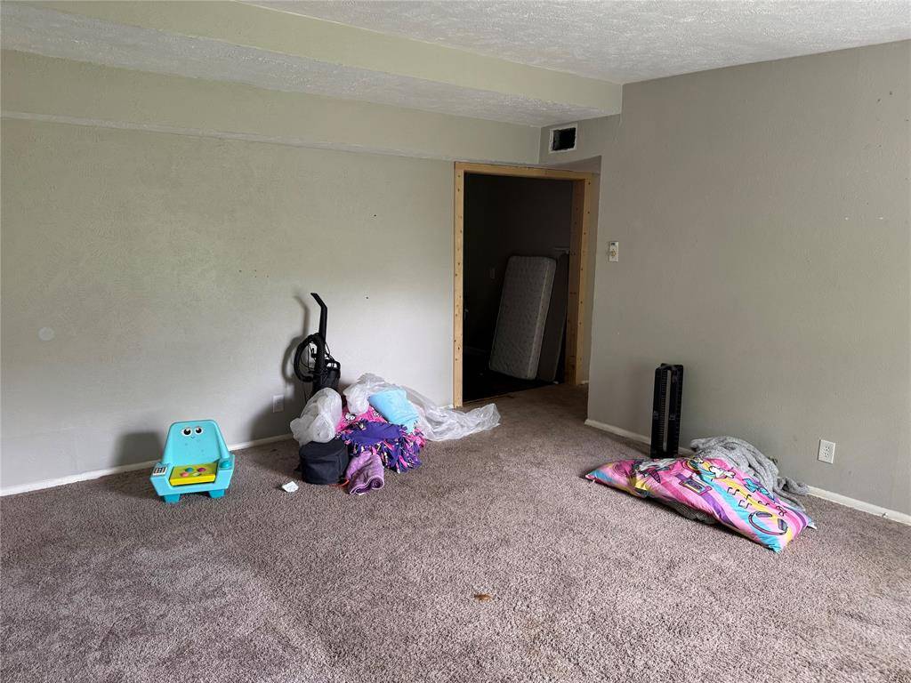 Fort Worth, TX 76119,4904 Virgil Street