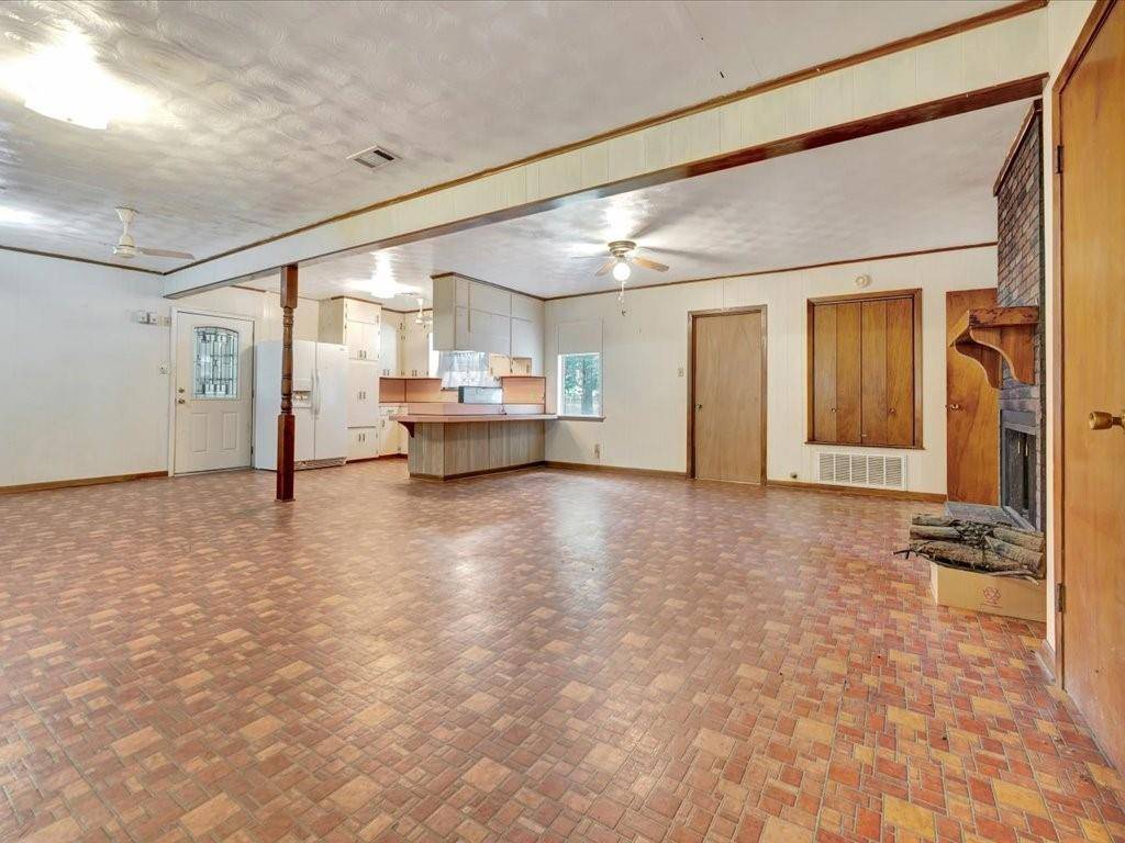 Diboll, TX 75941,602 Devereaux Street
