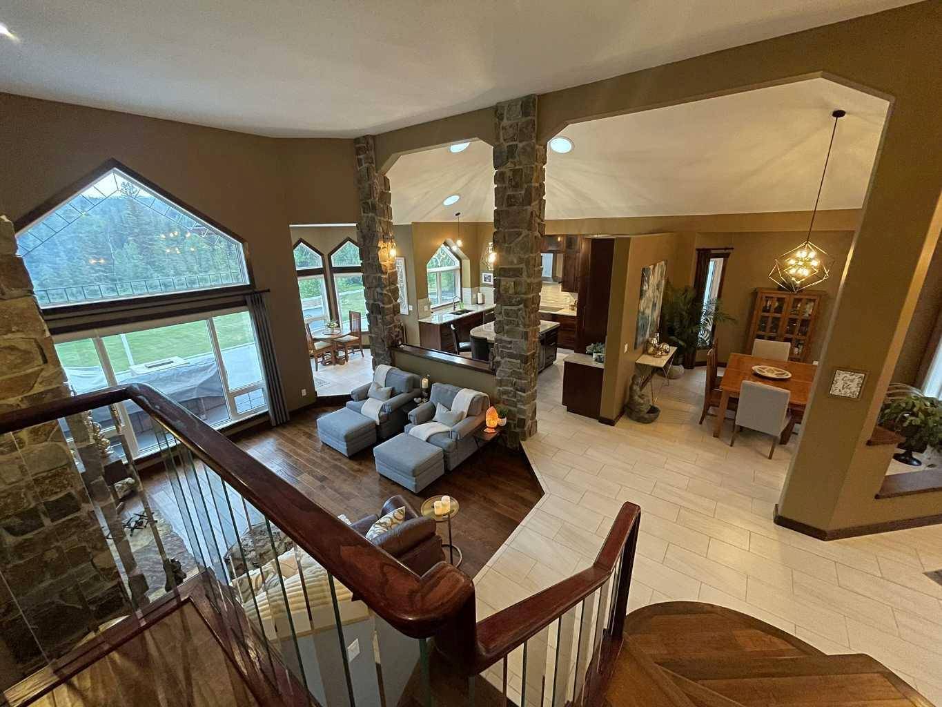 Hinton, AB T7V 1L1,440 Collinge RD