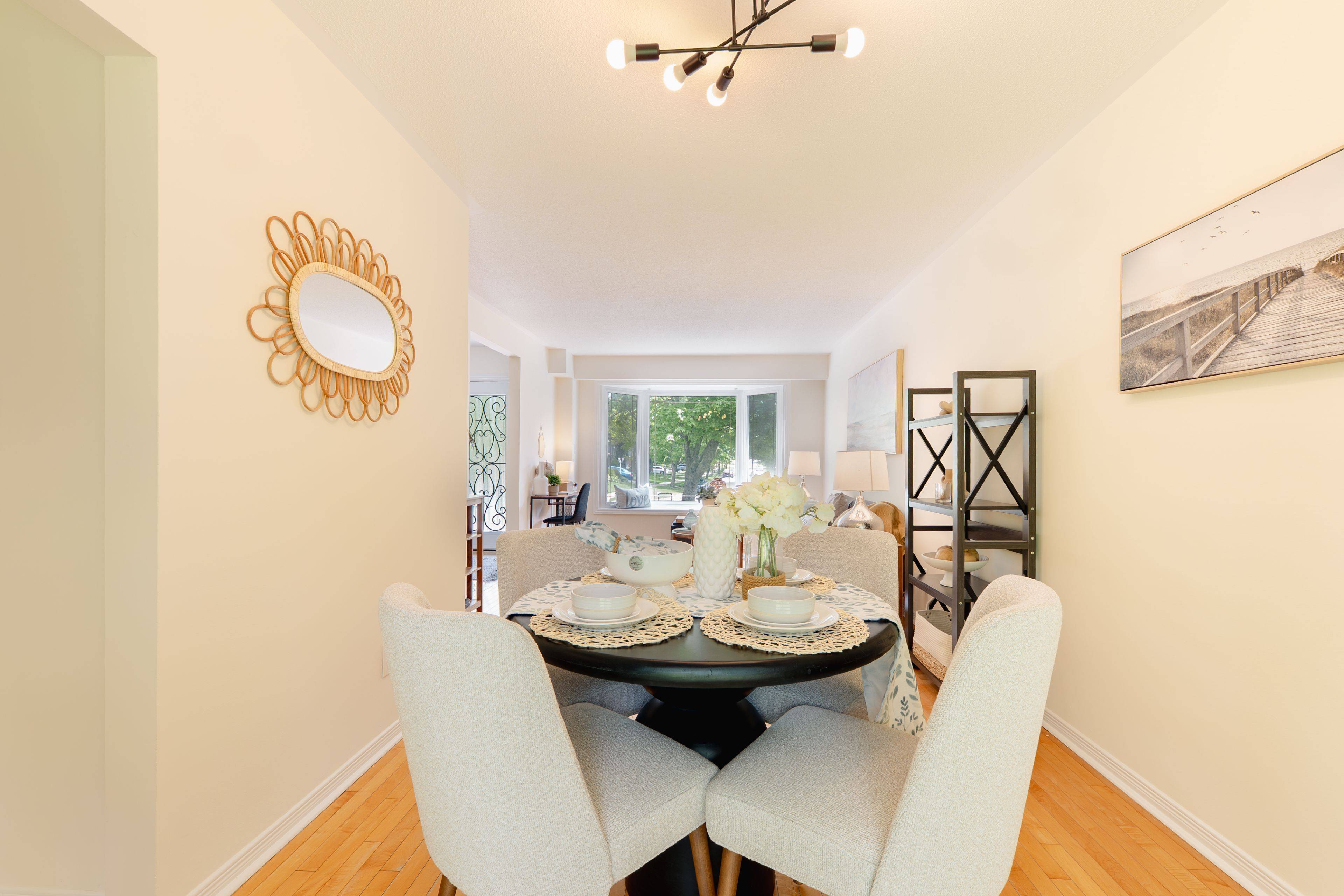 Toronto E10, ON M1C 2S2,66 Tudor Glen CRES