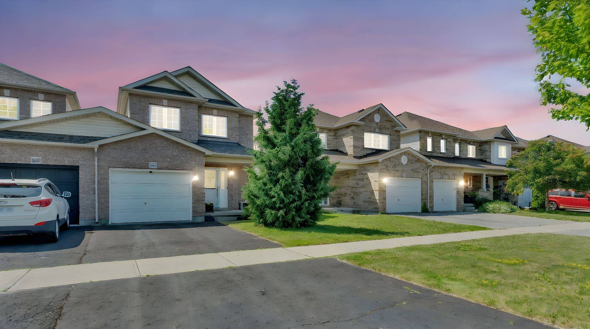 Oshawa, ON L1K 2T6,641 Coldstream DR