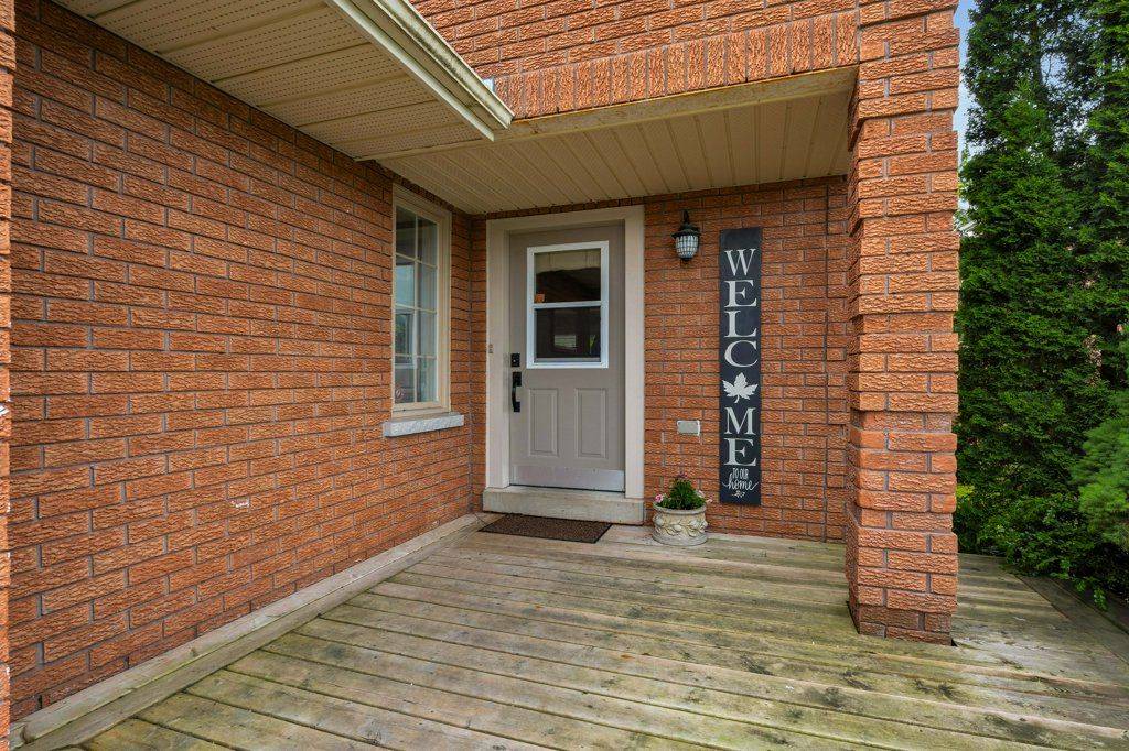 Barrie, ON L4N 7J5,18 Weatherup CRES