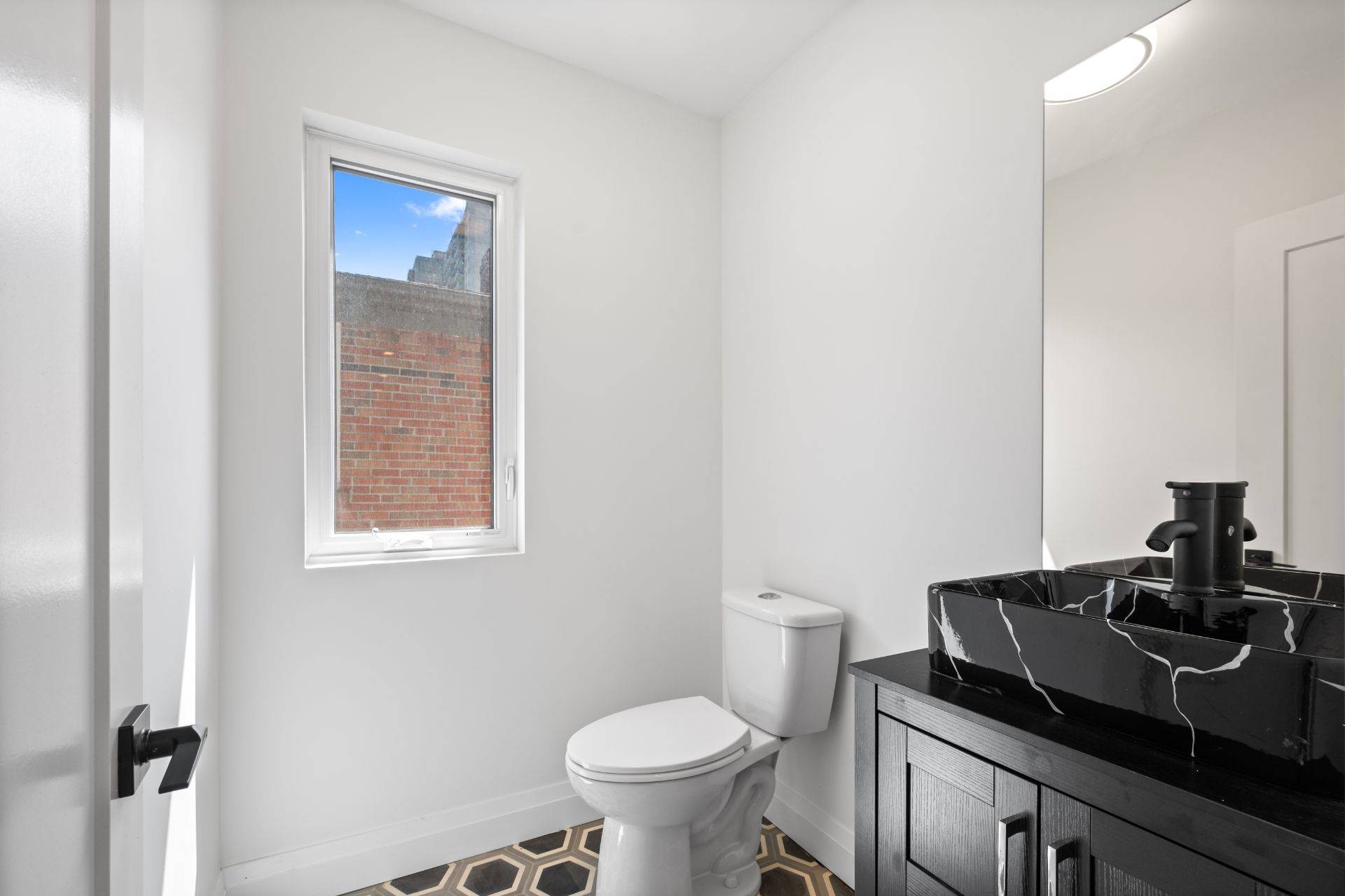 Toronto W02, ON M6P 2S4,136 High Park AVE #2