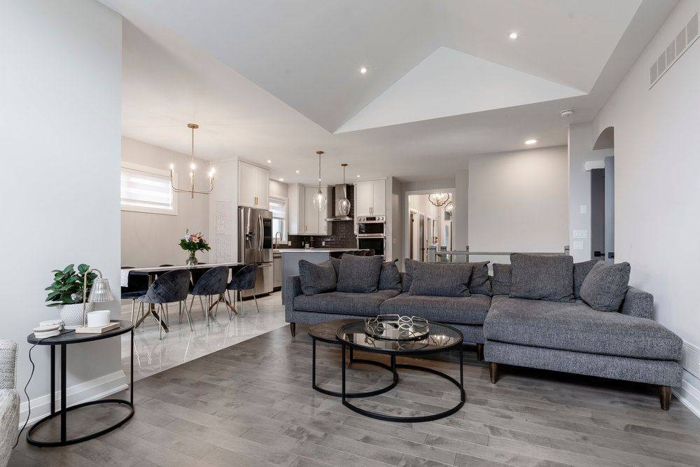 Welland, ON L3B 0E8,98 Carrick TRL