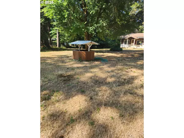 Myrtle Creek, OR 97457,544 LOU GRAY DR