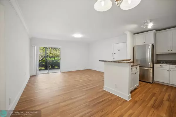Tamarac, FL 33321,7114 Ashmont Cir #104