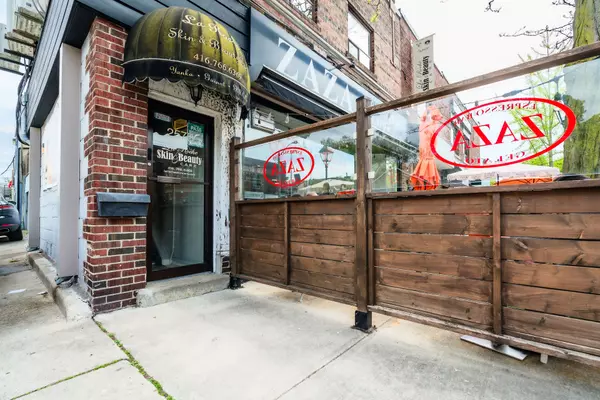 Toronto W02, ON M6S 1P3,2366 Bloor ST W