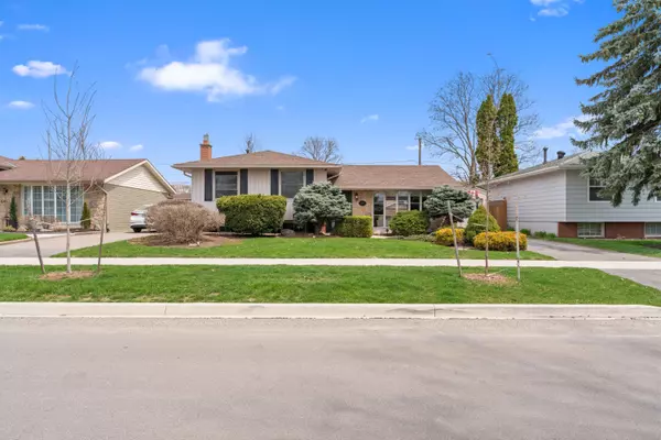 Burlington, ON L7N 3B9,637 Thornwood AVE