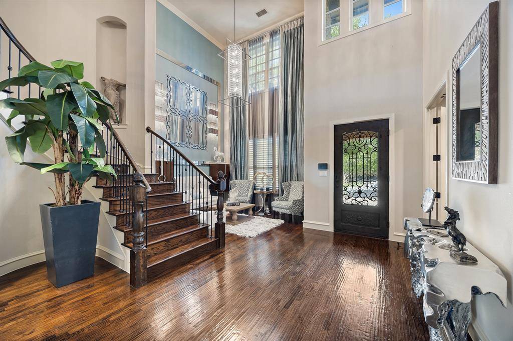 Plano, TX 75024,6208 Jacqueline Drive