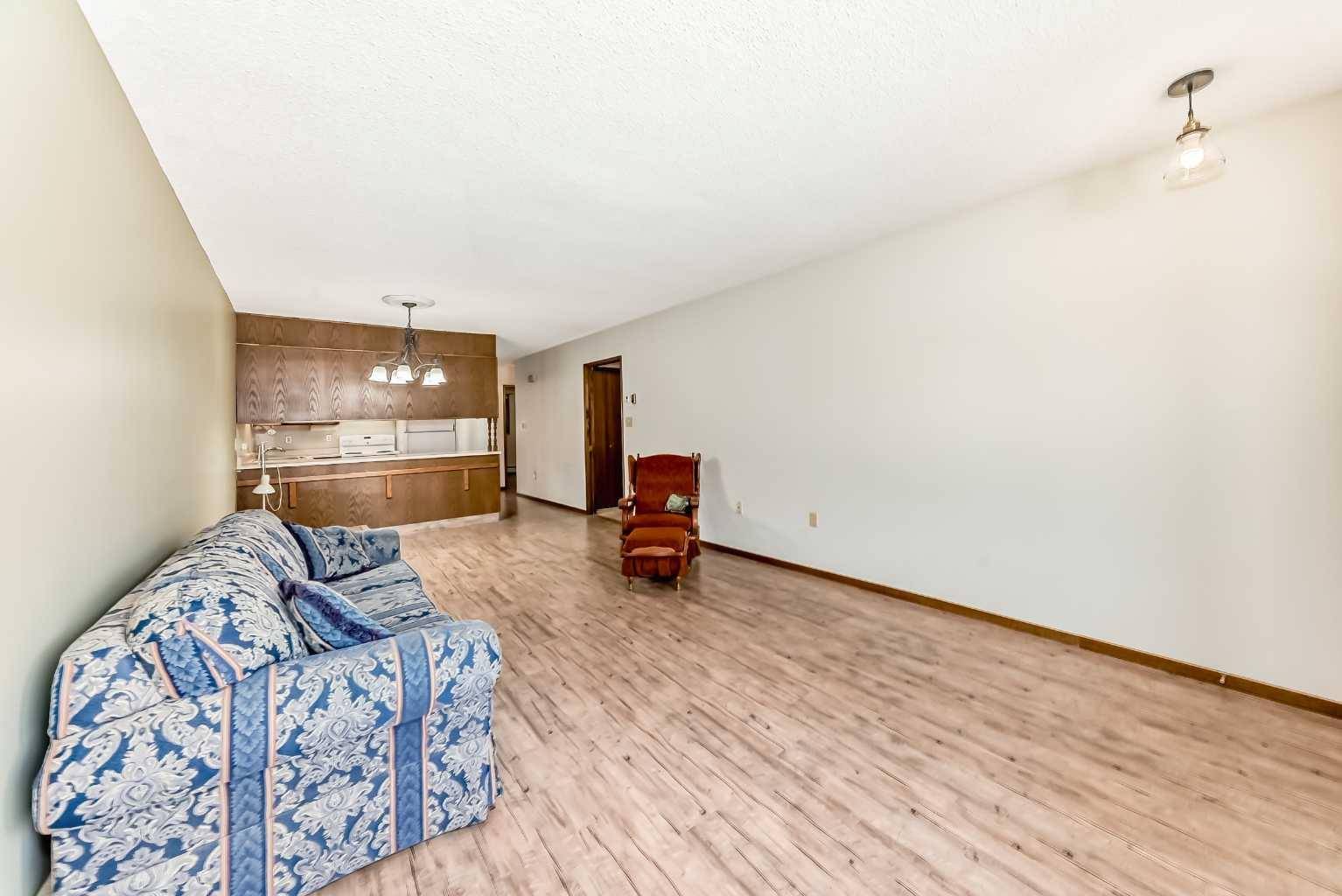 Red Deer, AB T4N 6T8,4240 46A Avenue Crescent #15