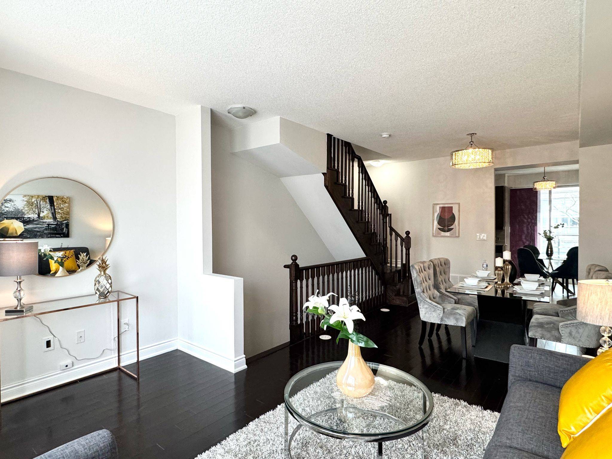 Markham, ON L3T 0B9,311 South Park RD