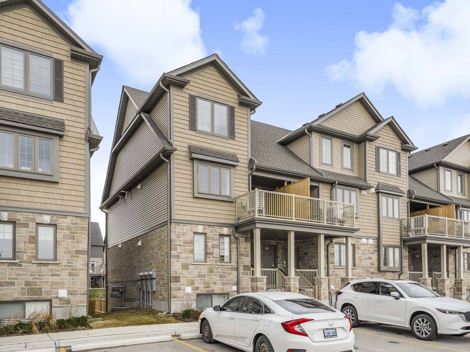 Guelph, ON N1E 0R4,85 Mullin DR #18A