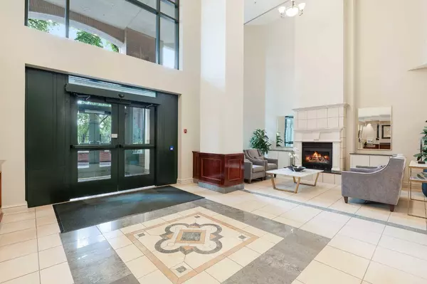 Calgary, AB T2S 3C6,228 26 AVE Southwest #201