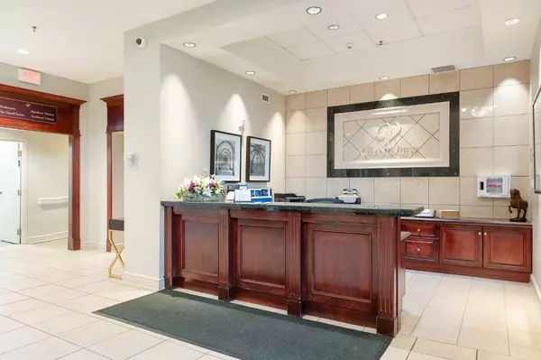 Calgary, AB T2S 3C6,228 26 AVE Southwest #201