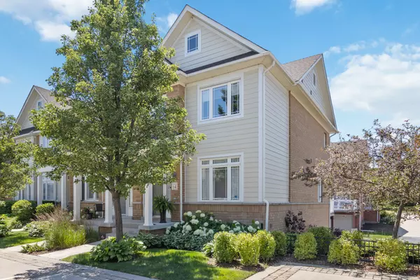 Collingwood, ON L9Y 0J7,14 Montclair Mews