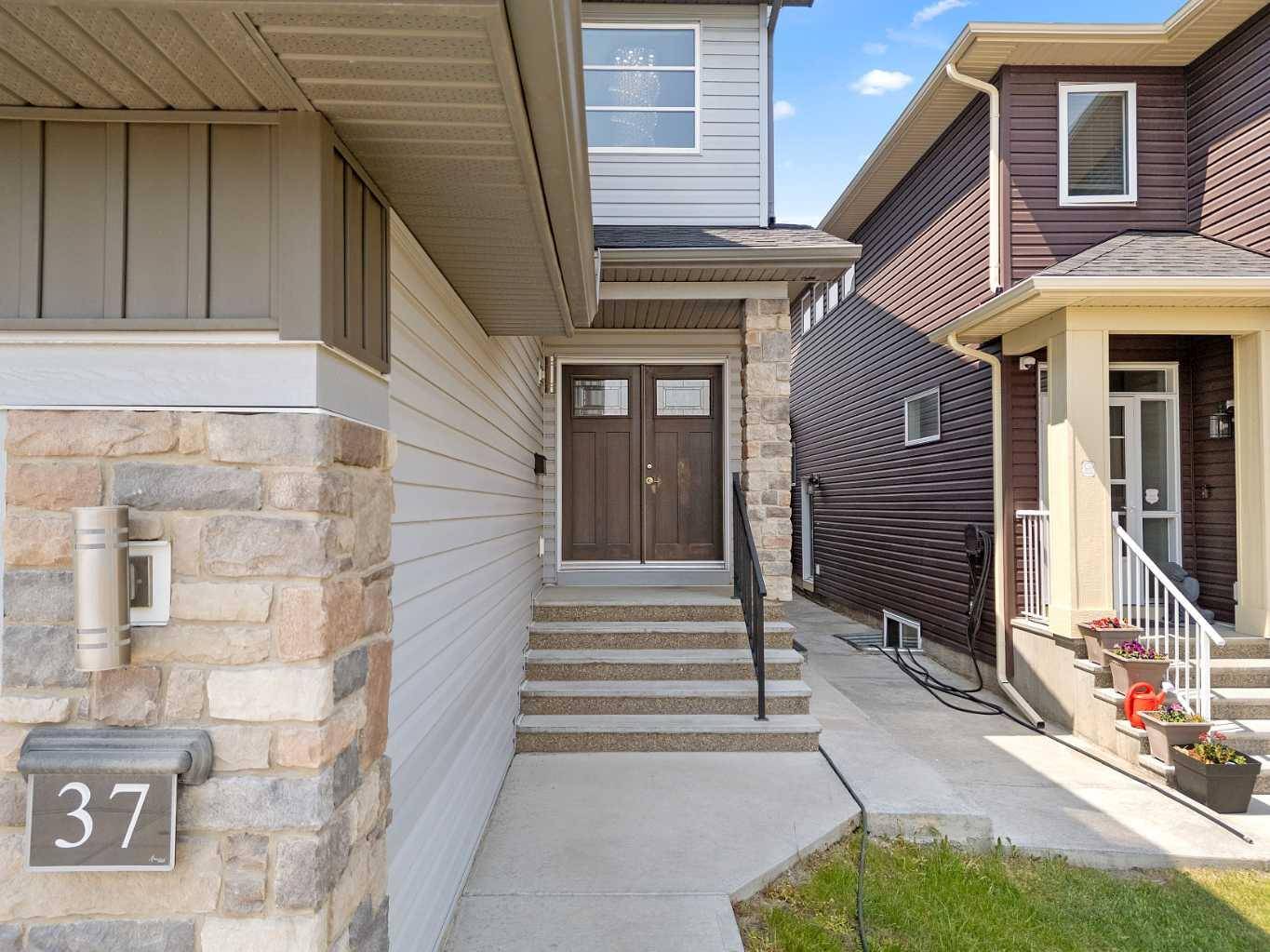 Calgary, AB T3J 0V8,37 Savanna GN Northeast