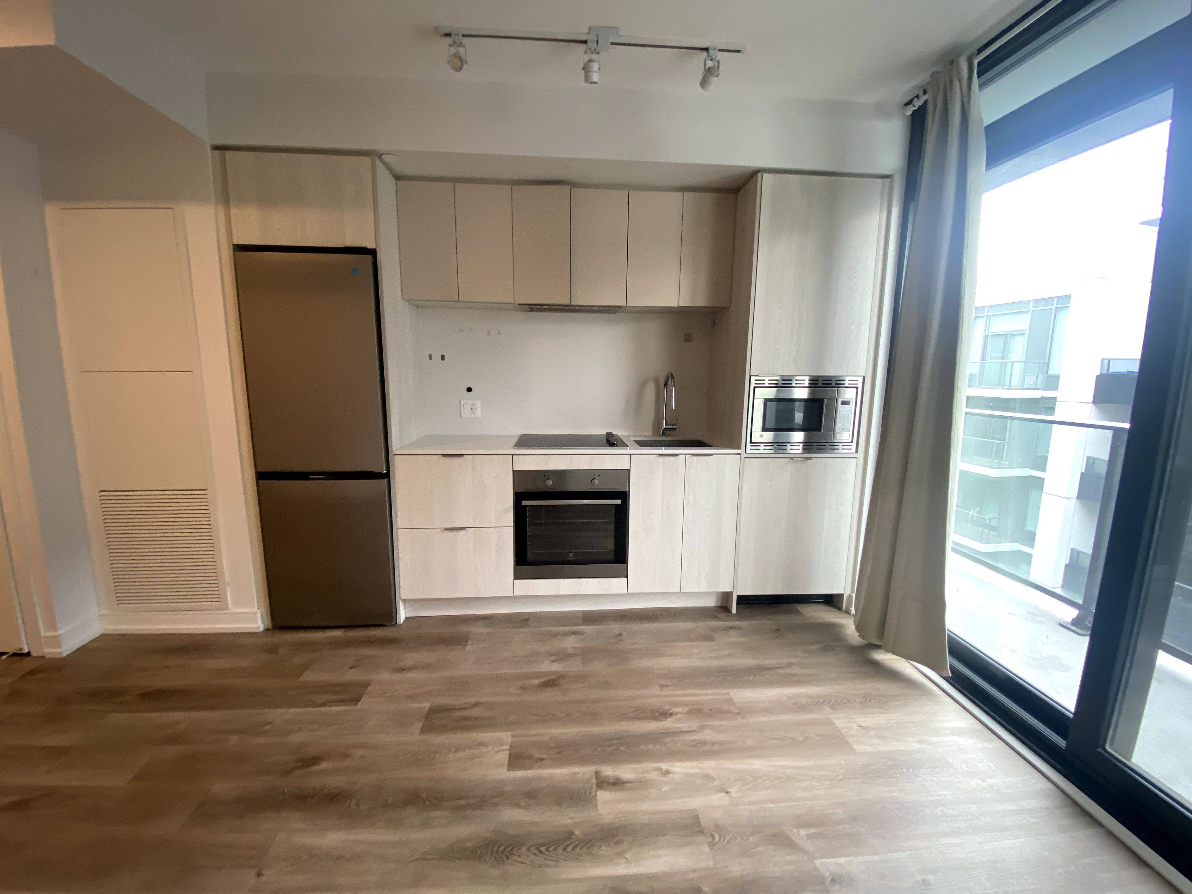Hamilton, ON L8R 3J2,1 Jarvis ST #1415
