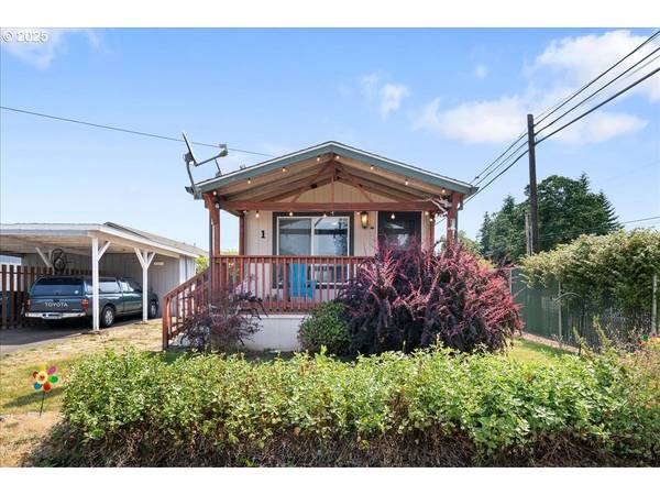 Silverton, OR 97381,1732 PINE ST NE #1