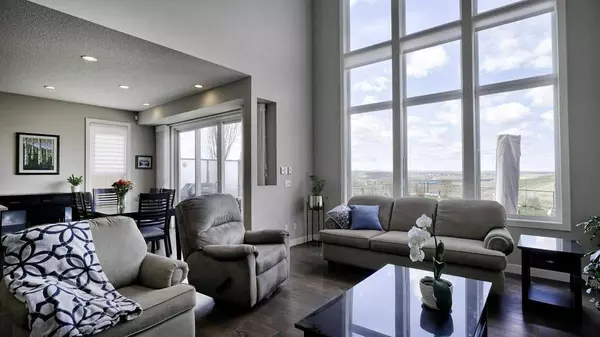 Calgary, AB T3M 1M1,101 Cranarch Common SE