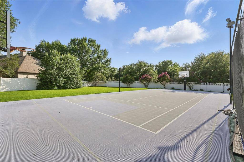 Fort Worth, TX 76132,5020 Still Meadow Drive
