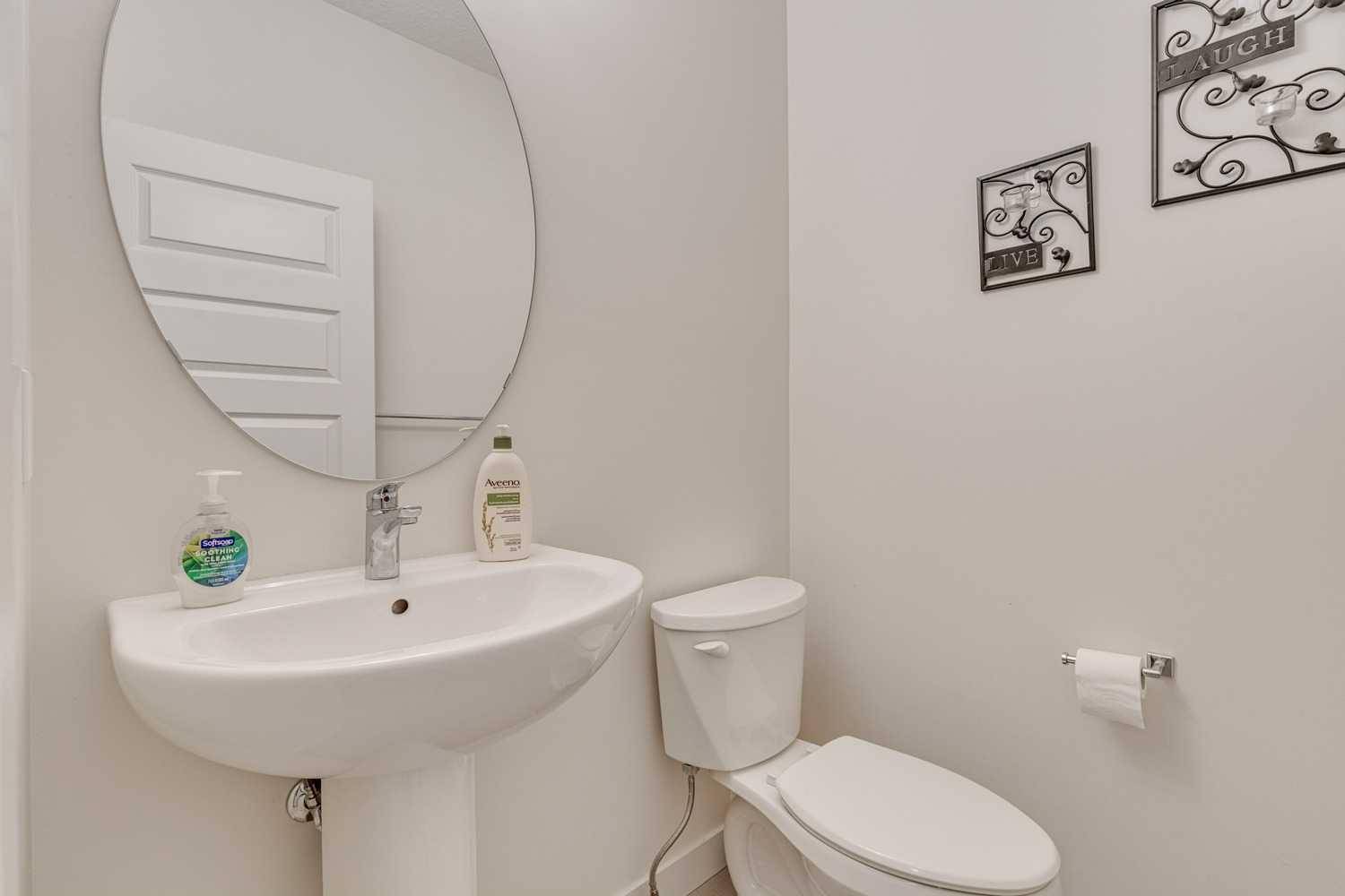 Calgary, AB T2X 4V5,379 Wolf Creek MNR Southeast