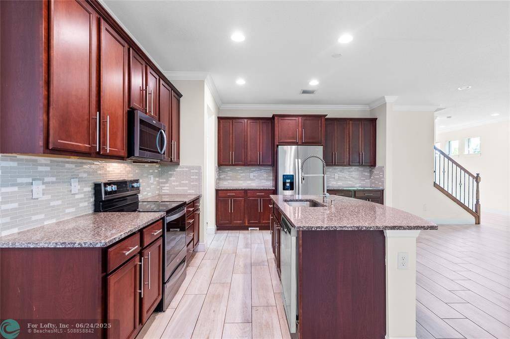 Hollywood, FL 33021,4401 Large Leaf Ln