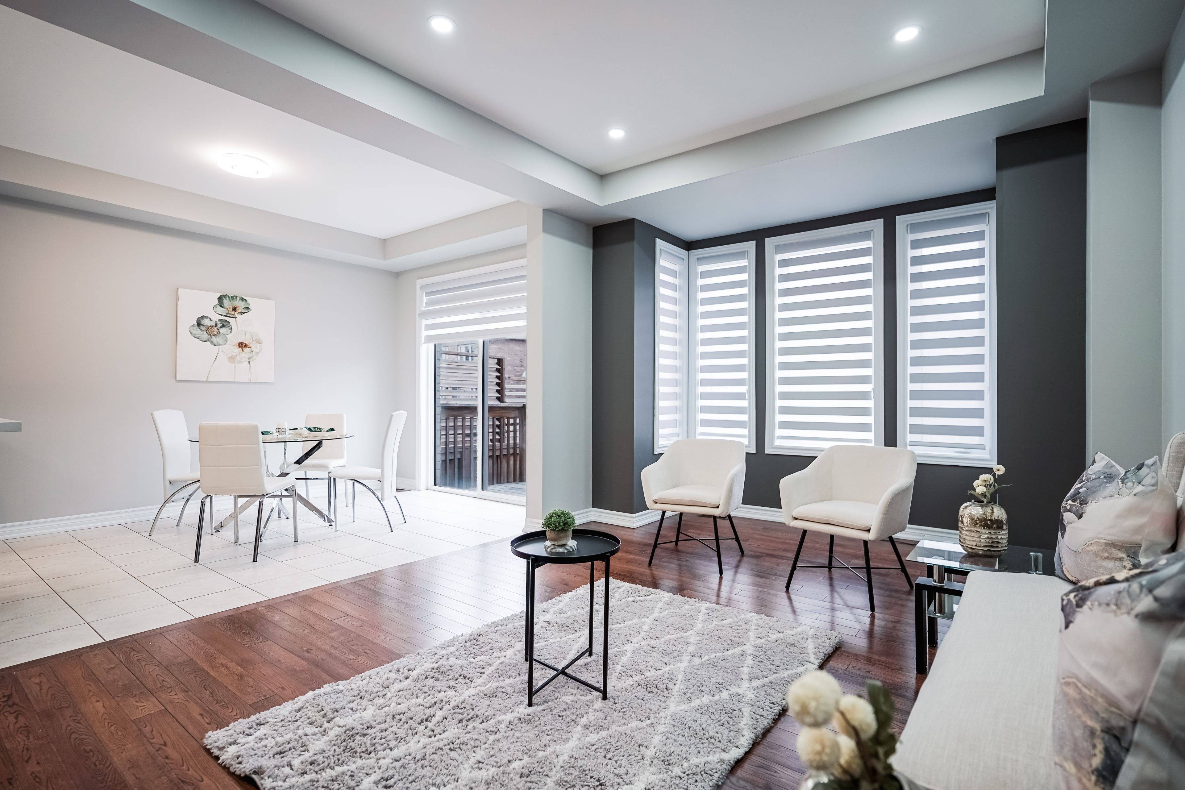 East Gwillimbury, ON L9N 0S2,53 Mondial CRES