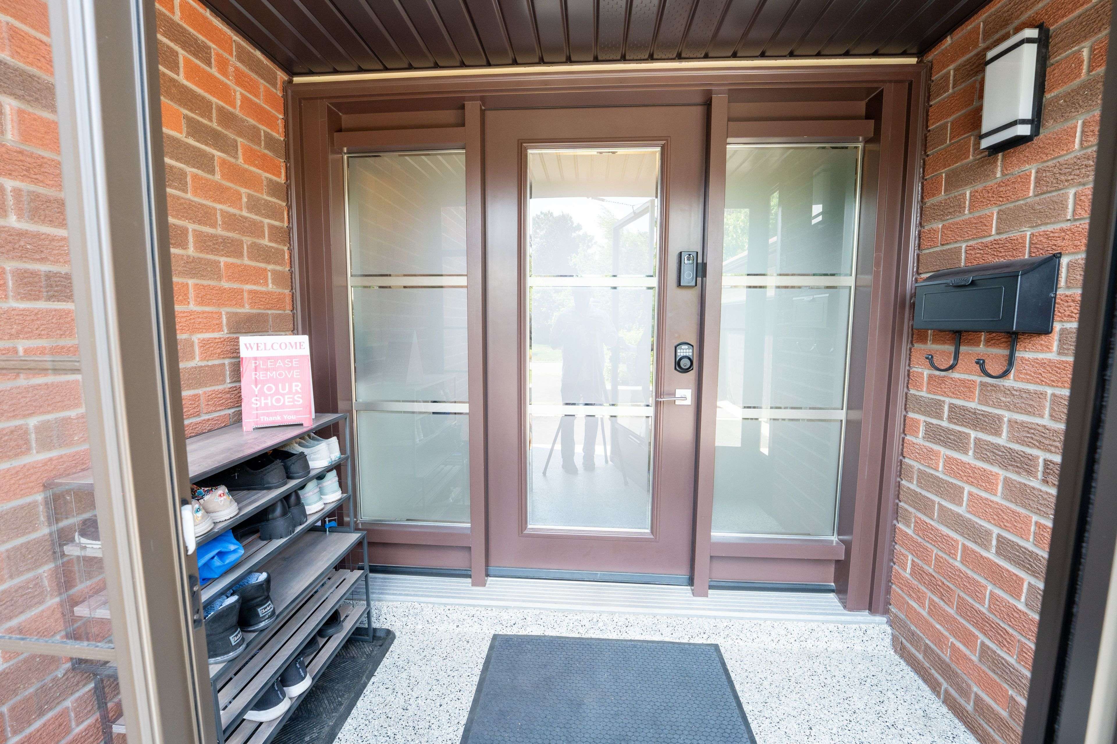 Brampton, ON L6Z 1W6,23 Wadsworth CIR